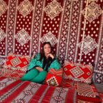 Norah Casey Instagram - I left @dubai 24 hours ago, it was my third visit but the first time to do all of these amazing experiences - from street food in the old town to Michelin star dining in #dubaihills… a balloon flight to see the sun rise over the desert, breakfast at a #bedouincamp and that memorable camel ride! We cruised The Palm and shopped the souk and still found time for swimming and sunshine - four days of action packed fun staying at a beautiful hotel @jumeirahzs with amazing company - better still you can fly direct from Dublin @emirates and in just eight hours you’ll be transported for a #longweekend of #wintersunandfun 💚 Read the full review @womans_way 🙌