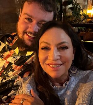 Norah Casey Instagram - Happy New Year all … me and @dara_casey have decided it’s the Year of Fun… hope all good things happen for the year ahead. Blessed to be starting another go around the sun 🥳🤩🙌 #heresto2024🥂🎉 celebrating @rusticstone_  with #dublinfireworks