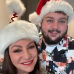 Norah Casey Instagram - A sprinkling of lovely festive sparkles from me and @dara_casey to you - our Christmas will be white until it runs dry 🍷 😂🥳