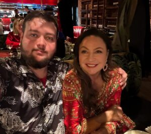 Norah Casey Instagram - My boy is a quarter of a century today 😅 how did that happen! Happiest of birthdays @dara_casey … looking forward to all those exciting adventures in the chapters ahead #theworldsyouroyster #happy25thbirthday 💚
