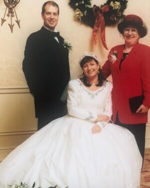 Norah Casey Instagram - Today is always a bit strange for me… it’s my wedding anniversary, or would have been had Richard not passed away - so a special day. But the perfect day to marry the person you love turned into a day I dreaded when he died. Then eventually I endured that day and now, surprisingly perhaps… I celebrate it. What a privilege to see a new year in and to wonder about all the possibilities that life holds - for me, my son Dara and all the people who are important to me. I won’t lie… I usually spend more time drifting into folders of photos from over the years, all the great moments, holidays, dinners, family occasions, days with good friends… than I do on TV on this day. But I am always left with the strongest sense that it’s never the material things... the cars, the dress, the new sofa that I think about when I look back - it’s the time I spent with people who matter and a new year is about imagining all the great moments and experiences still to come. That rarely involves the gym, the diet the achievements - it’s always about the greatest gift of all. Love, happiness, treasured moments with good friends and lots of laughter. I hope 2024 is the #yearoffun for all of you. 
Happy New Year - treasure all those great moments that make a lifetime of memories - here’s to 2024 and all she has in store for us - love and blessings from me and @dara_casey #happynewyear2024 #enjoyeverymoment 💚