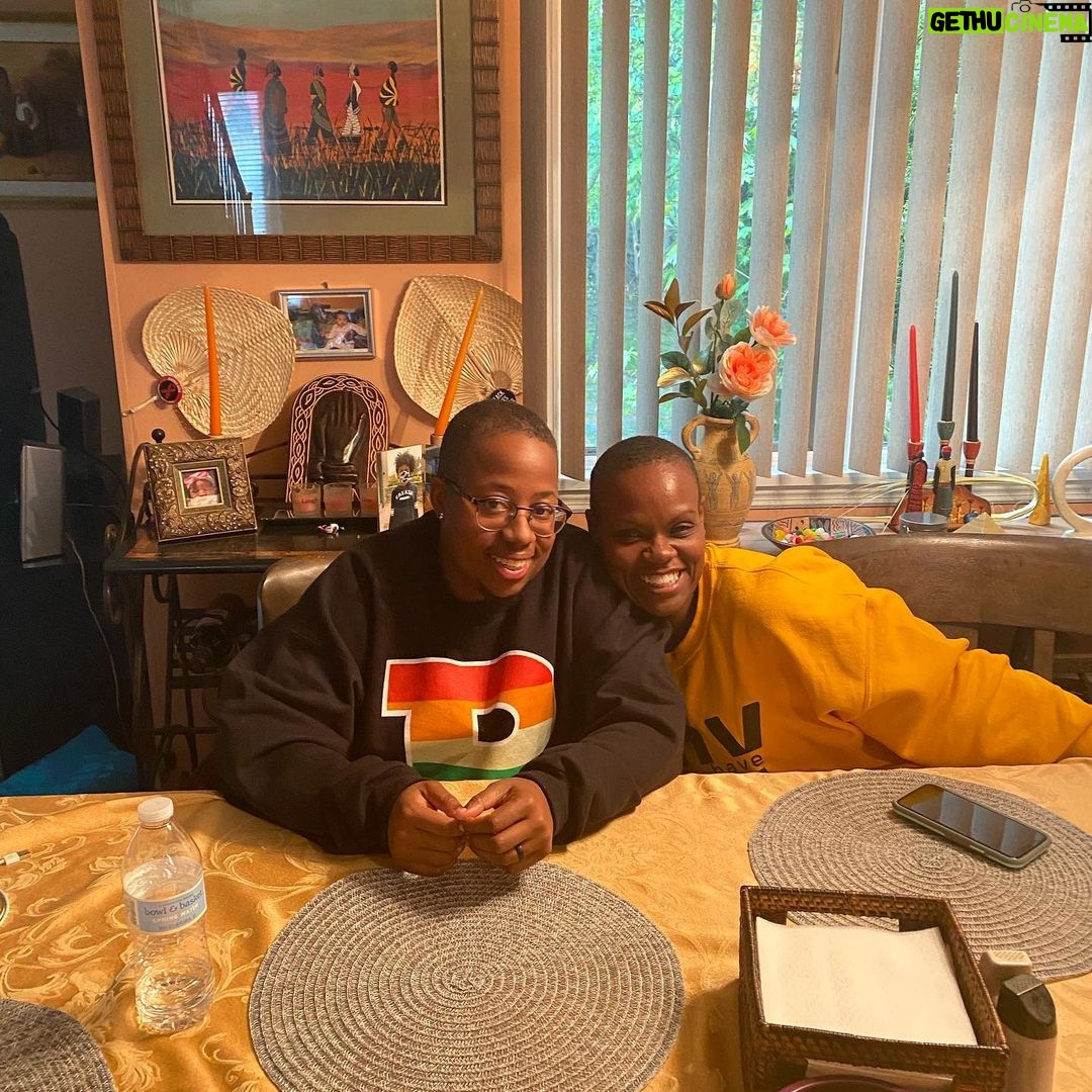 Nore Davis Instagram - Happy Birthday @thetranscapitalist love you w/ all my heart and so proud of the man you are. Continue to strive in your field and be an amazing family man. I wish you many trips around the sun but, remember, when it’s your time I’ll be the last person you see before your eyes close, smiling “I won” *evil laugh*😈😘 #happybirthday #siblinglove