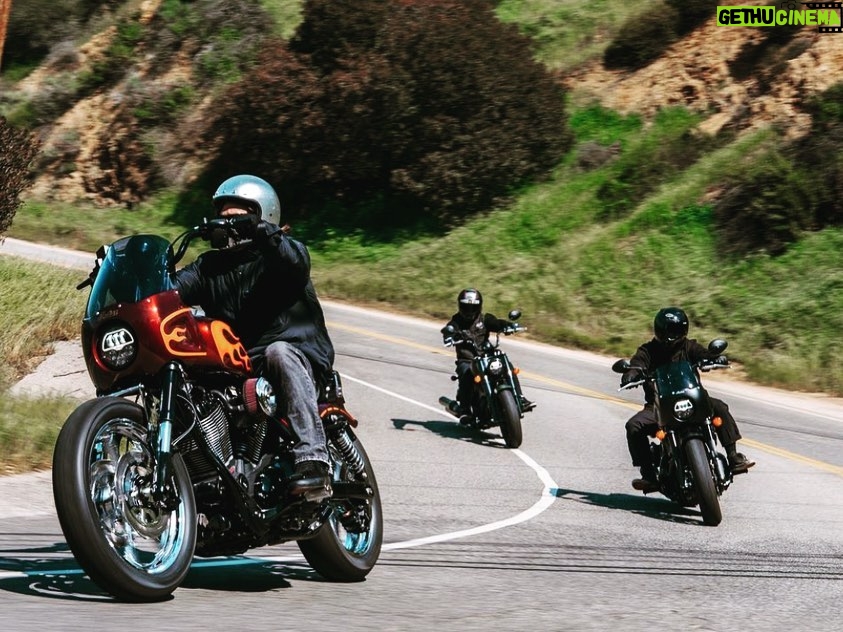 Norman Reedus Instagram - Yaniv 💪🏽❤️👍🏽. Thank u @indianmotorcycle thank you @powerplant