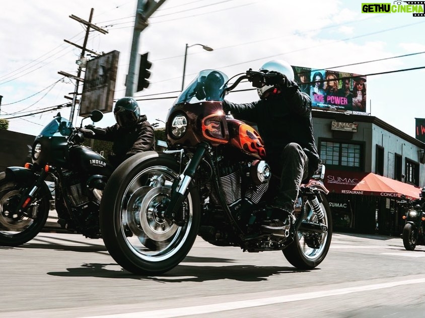 Norman Reedus Instagram - Yaniv 💪🏽❤️👍🏽. Thank u @indianmotorcycle thank you @powerplant