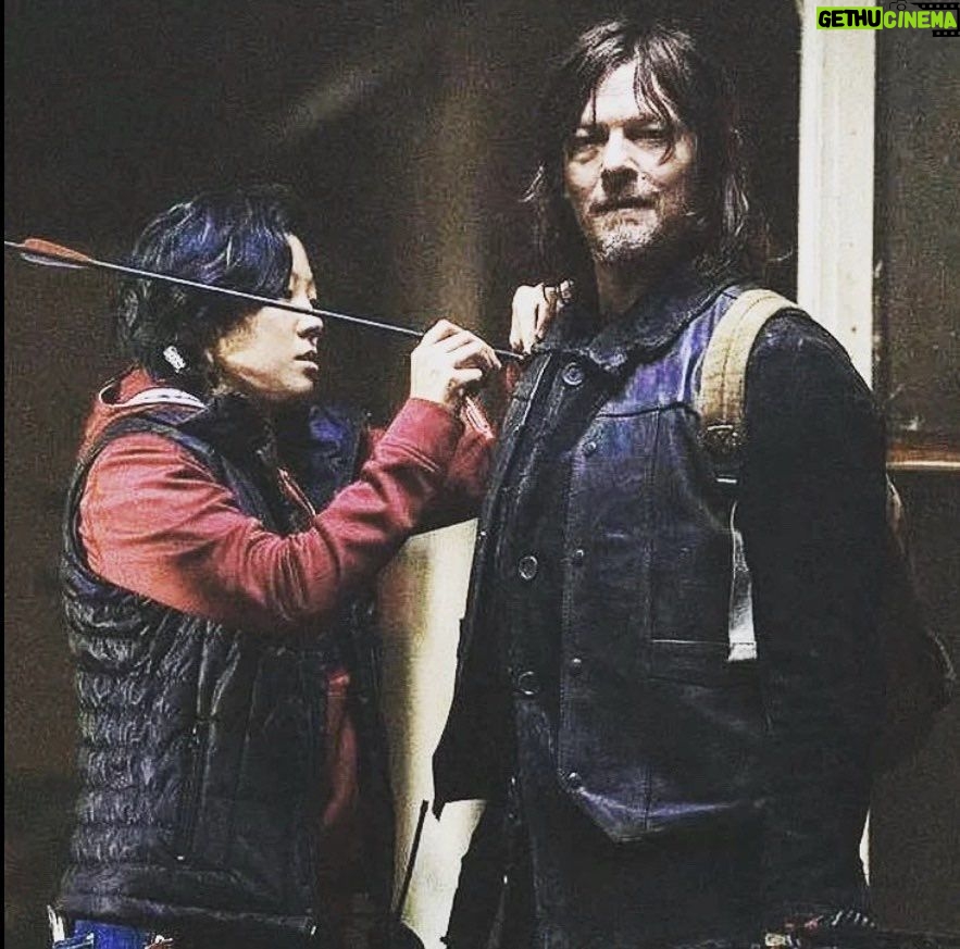 Norman Reedus Instagram - Whales vagina here we go Comicon❤️❤️🌭