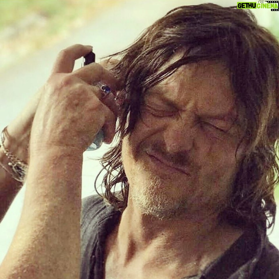 Norman Reedus Instagram - 🦣🐪🦒🦓🦓🦙