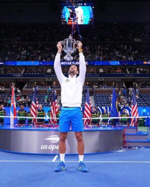 Novak Djokovic Instagram - 🏆🙏🏼2️⃣4️⃣💜💛 #USOpen