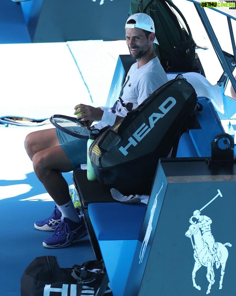 Novak Djokovic Instagram - Return of the king 👑 👋 Welcome back to our 10x champion! @djokernole Melbourne, Victoria, Australia