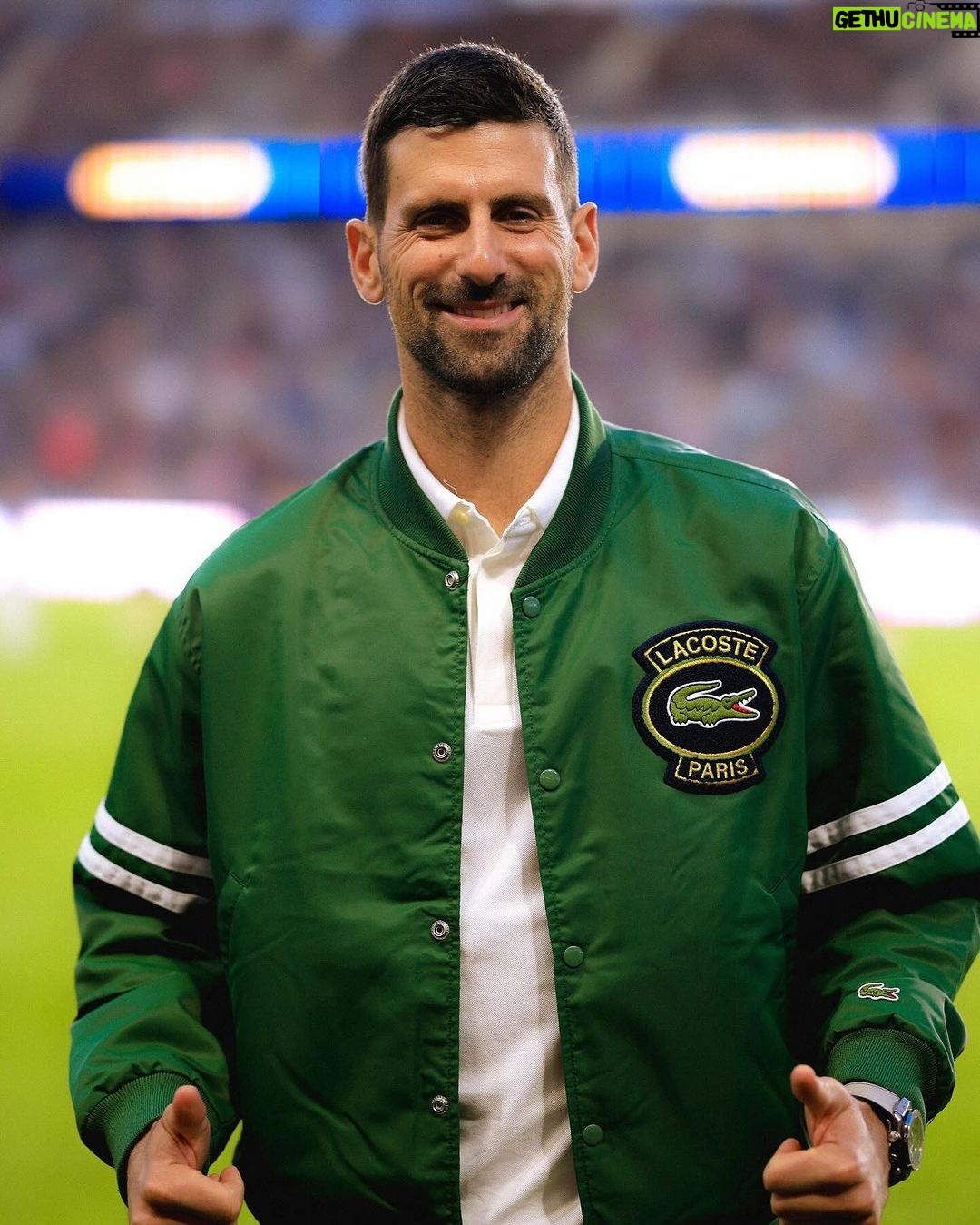 Novak Djokovic Instagram - Thank you @lagalaxy @intermiamicf @mls for the hospitality. A great American football experience ⚽️👍 Los Angeles, California