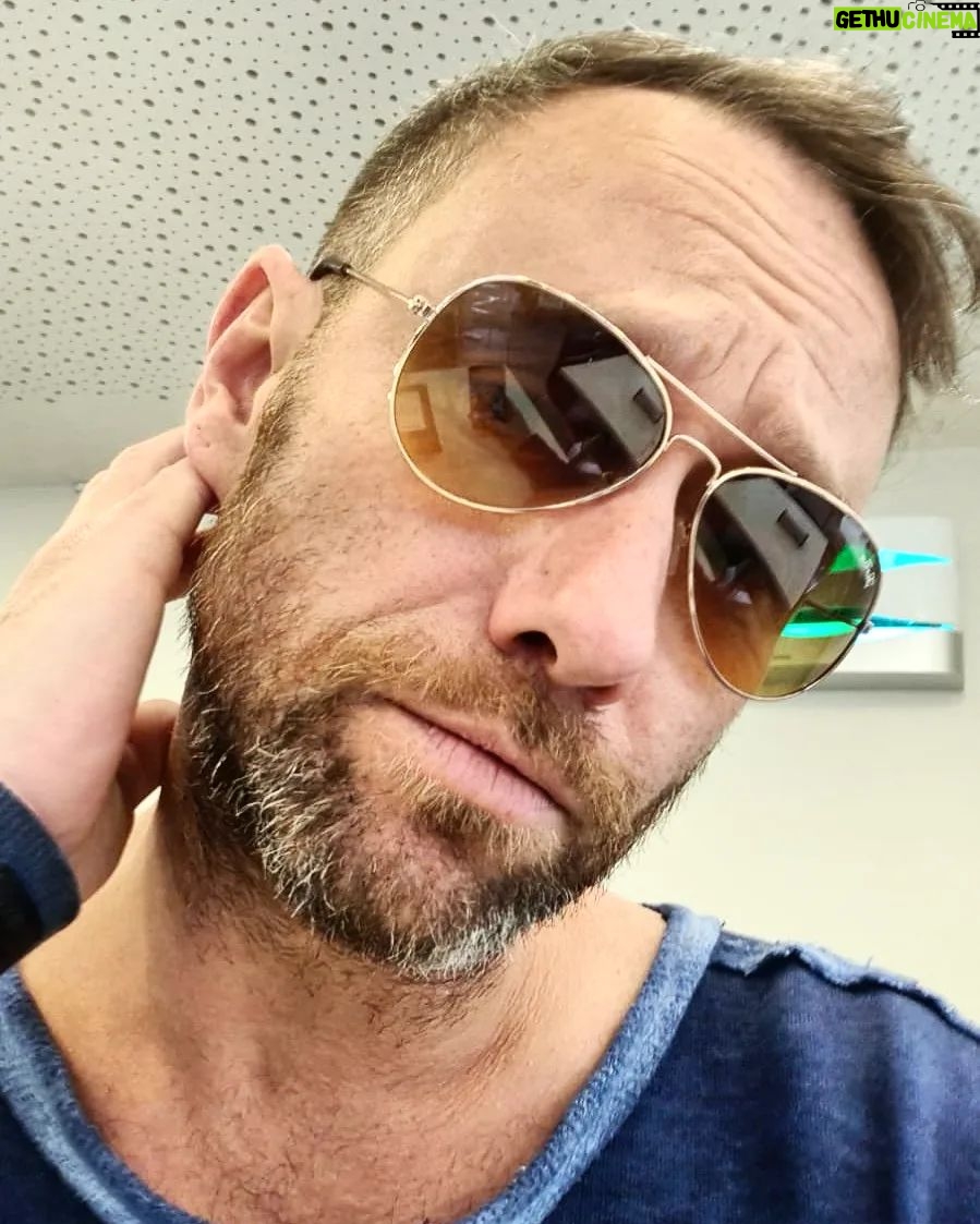 Nuno Pardal Instagram - A fugir pra ilha não tarda