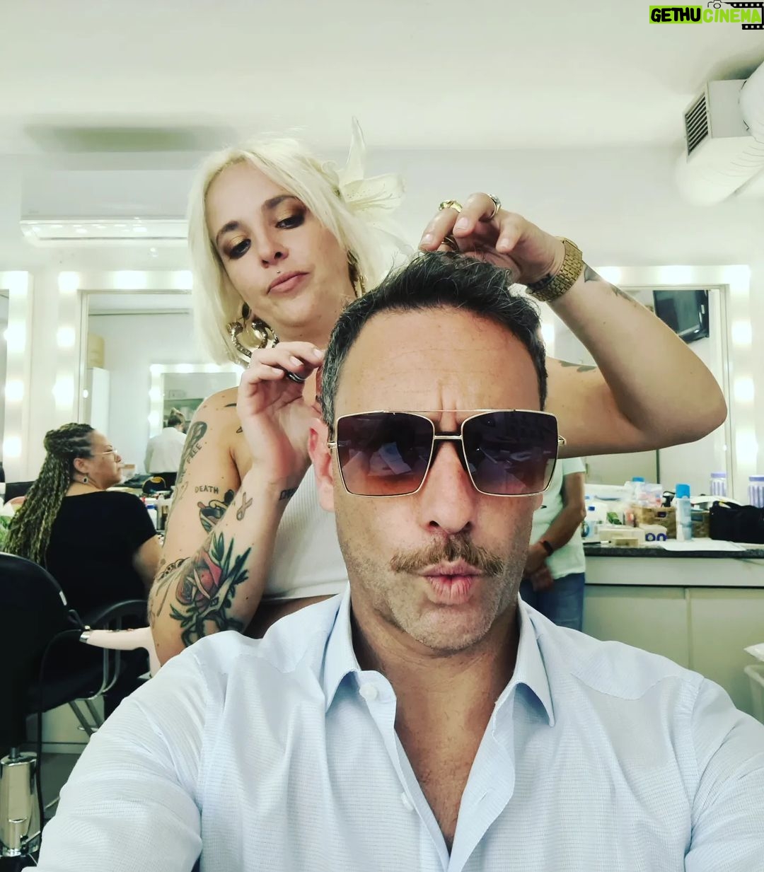Nuno Pardal Instagram - A sobrinha e o tio e o bigodinho 💗 estúdio hoje de manhã