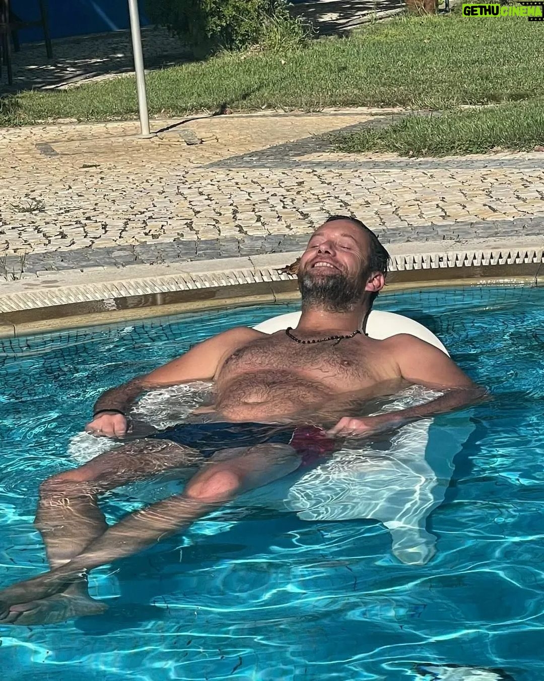 Nuno Pardal Instagram - 44 , essa barriga é pra desaparecer 🤣🐕🌱