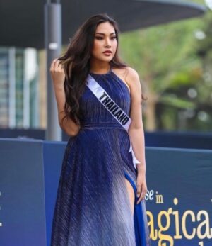 Nuntita Khampiranon Instagram - เก็บตก สีสัน และบรรยากาศกับเทศกาล
การเชียร์ นางงามที่ El Salvador 🇸🇻 
#MU2023 #MUfestival