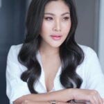 Nuntita Khampiranon Instagram - ขอบคุณลุคสวยๆ สำหรับงานในวันนี้ ❤️ Makeup Namnueng Saranthorn Hair ต้อม รวยมารุม #Annaclinic