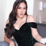 Nuntita Khampiranon Instagram - ขอบคุณลุค สวยๆในวันนี้ค่ะ และฝากติดตาม รายการ สร้างศัลย์ ด้วยนะคะ ทุกคน Makeup @jommyjoke Hair @namnueng_makeup