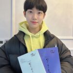 Oh Han-kyul Instagram - 재미있게 보시고 계신가요? ☺️ 회차가 더해갈수록 더더 재미있어진다는거!!! 한결이는 이종원배우님 어린시절(어린수호)로 출연하고 있어요💛 < mbc 밤에 피는 꽃🌹 > 매주 금,토 _밤 9시 50분 🌙 @cna_cncschool @cna_cnckids @2019najunghyuk @casting_lee @kabukdosa . #오한결 #청소년배우오한결 #밤에피는꽃 #어린수호 #이종원배우님_어린시절 #mbcdrama #MBC금토드라마 #장태유감독님 #이하늬배우님 #이종원배우님 #김상중배우님 #이기우배우님 #kdrama #mbc드라마_밤에피는꽃🌹 #많이많이사랑해주세요📺🙏☺️
