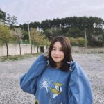 Oh Yeon-seo Instagram - 벚꽃 다어디갔니?