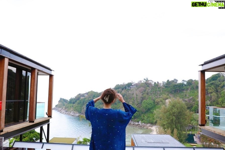 Oh Yeon-seo Instagram - was great time💕 The Naka Phuket