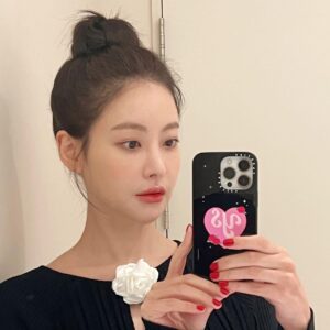 Oh Yeon-seo Instagram - 💝