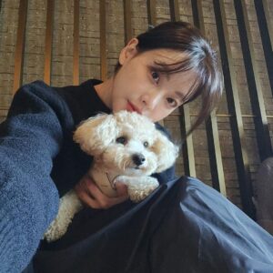 Oh Yeon-seo Instagram - 누가 이렇게 이쁘지?