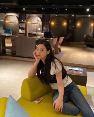 Oh Yeon-seo Instagram - 🎀