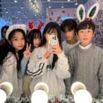 Ok Ye-rin Instagram - . 한결같이 사이좋게 잘놀고 계속 예쁘고, 더 멋있어지는 아이들 다들 이대로만 커주렴 🥰❤️ @i_ara___u @lovely_youn12 @ockyerin @lee_yoo33_ra @jinyuchan2012 . . . #우정스타그램 #아역배우 #키즈모델