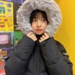 Ok Ye-rin Instagram - #제품협찬 이번주 비가 계속 내리다가 주말을 기점으로 또다시 영하의 날씨가 온데요 🥶 마침 바람도 많이 불고 추워서 내셔널지오그래픽 시그니처 아이템인 롱패딩과 방한화로 따뜻하게 코디해봤어요~ R.D.S 인증 구스다운으로 충전되어 있어서 입으면 가볍고 포근한데다 모자에 퍼가 너무 예쁘네요 패딩 어퍼에 기모 안감을 더한 방한화까지 신어주면 월동준비 준비 끝 👍🏻 @ng_apparel.kids #내셔널지오그래픽키즈 #내셔널지오그래픽 #옥예린 #키즈롱패딩 #키즈패딩 #주니어패딩 #키즈방한화 #키즈겨울패션 #키즈겨울아이템 #키즈옷 #키즈코디 #주니어옷