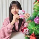Ok Ye-rin Instagram – #협찬

아이 어른 다 좋아하는 산리오 캐릭터
도안도 다 만들어져 있고
안전한 플라스틱 바늘로
송송 뚫려 있는 구멍에
바느질만 쏙쏙 해주니 완성되네요? 🫢

아이들한테 방법만 알려주니깐
그 자리에서 인형 하나 뚝딱 만들었어요 

날씨가 추워서 집콕놀이가 필요한 요즘
집중력에도, 소근육 발달에도 좋은 바느질로
산리오캐릭터 만들며 놀아 보아요 🧶🧸

@mimiworld_official
#바느질로산리오캐릭터즈만들기 #바느질로산리오캐릭터즈미니백만들기 
#산리오#sanrio#미미월드#미미프렌즈#장난감#장난감 추천#mimiworld#mimifriends