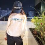 Ok Ye-rin Instagram - #광고 낮에는 아직 더운데 저녁에는 꾀 선선해요 ~ 편하고 트랜디한 룩 입고 밤마실 ✨️ 키즈맨투맨 + 카고바지 + 볼캡 + 운동화 가을에도 디스커버리키즈와 함께 🤍 . . @discoveryexpeditionkids_kr #리틀디스커버러 #디스커버리키즈 #키즈맨투맨 #주니어바지 #키즈카고팬츠 #키즈카고바지 #디스커버리키즈바지 #디스커버리키즈모자 #키즈볼캡