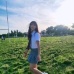Ok Ye-rin Instagram - . 몇시간을 쉬지않고 뛰어 놀던지.. 너희들 운동회 하는줄! 😆😆 날씨도 좋고~ 좋은 사람들과 해질녘 한강공원 🌉 #daily #한강공원 #노을 #reels #dance #친구 #청춘드라마
