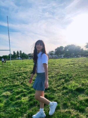 Ok Ye-rin Instagram - .
몇시간을 쉬지않고 뛰어 놀던지..
너희들 운동회 하는줄! 😆😆

날씨도 좋고~ 좋은 사람들과
해질녘 한강공원 🌉

#daily #한강공원 #노을 #reels
#dance #친구 #청춘드라마