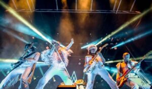 Ola Salo Instagram - Wishing you all a happy 2023 with these pictures of two of my best memories from 2022: Jesus Christ Superstar together with Peter Jöback and a fantastic cast, and the Reunion tour with The Ark! 📷: @emmasvenssonphoto & @bjornsphoto