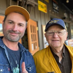 Ola Salo Instagram - So, finally I reached the last and main goal with my trip, meeting up with this man: Living legend Charlie McCoy.
This time I was more prepared with questions and got a lot of answers about his playing and recordings. We hung out for a whole day, talking, jamming and I got to follow him to the Country Music Awards rehearsals. Such a fantastic, humble, wise and talented person. So grateful that i got to spend this time with him.
A day to remember for the rest of my life!