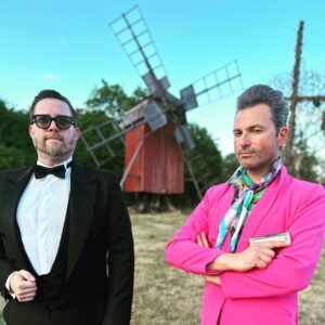 Ola Salo Instagram - Onna di island inna da sun! Denna vecka rockar vi Kackelstugan inte mindre än 5 gånger!