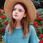Olive Elise Abercrombie Instagram - Belated birthday portraits 🌹12🌹