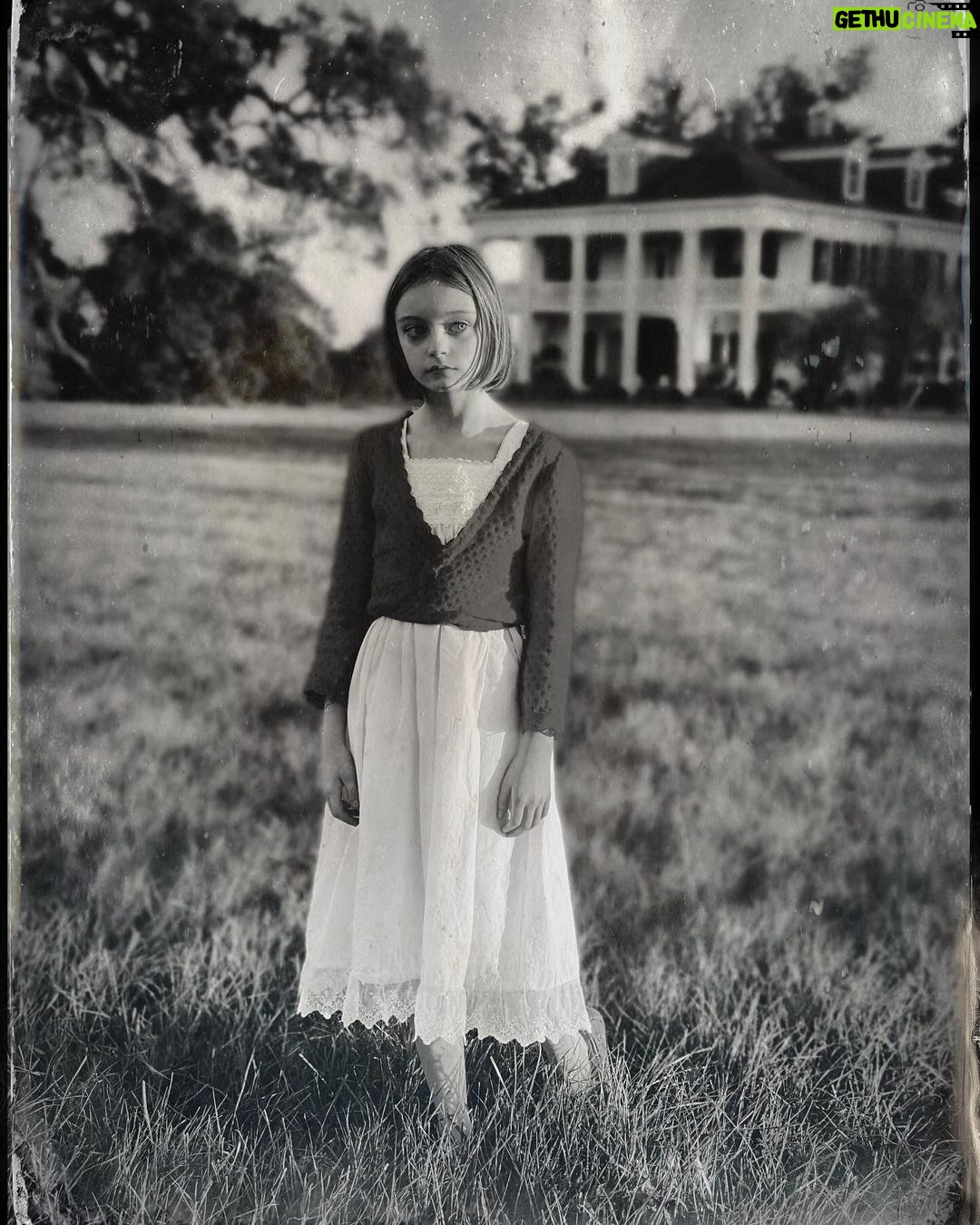 Olive Elise Abercrombie Instagram - Just wandering around the Oracle set looking for ghosts 🖤 #bts #oracle Olive loved playing around with tintype style photos. Felicity Plantation
