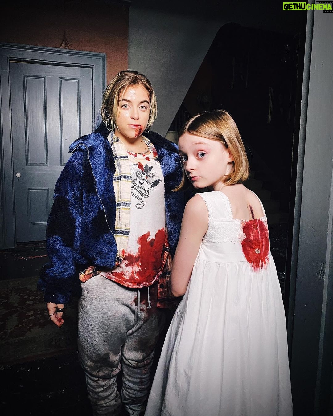 Olive Elise Abercrombie Instagram - Happy Holidays and Sweet Nightmares! Excited to share some Oracle BTS with you. :) Some great folks worked on this show and Olive was truly sad to leave when it all ended. 🖤 New Orleans, Louisiana