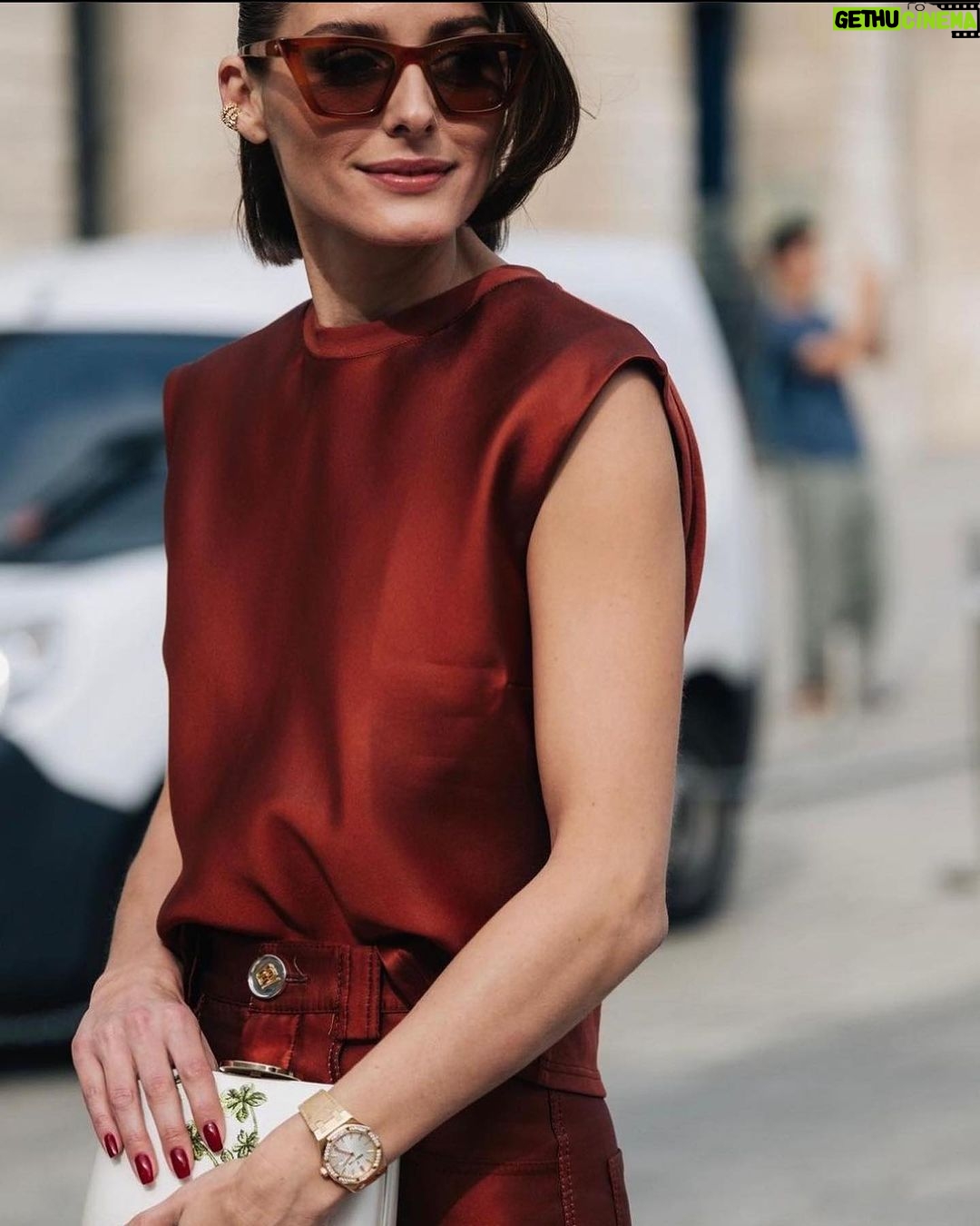 Olivia Palermo Instagram - ๐งก @giambattistavalliparis | SS24 | #PFW ๐๐: @giambattistavalliparis ๐ถ๏ธ: @lespecs ๐ : @giambattistavalliparis ๐๐ผโโ๏ธ: @stefanbertin ๐: @shaynagold ๐ท: (1) @_romy.cohen (2) @michaelaefford_photography (3) @melissavieira.ph (4) @mademoiselleprive (5-7) @essbeephoto (8,9) @giambattistavalliparis Paris, France