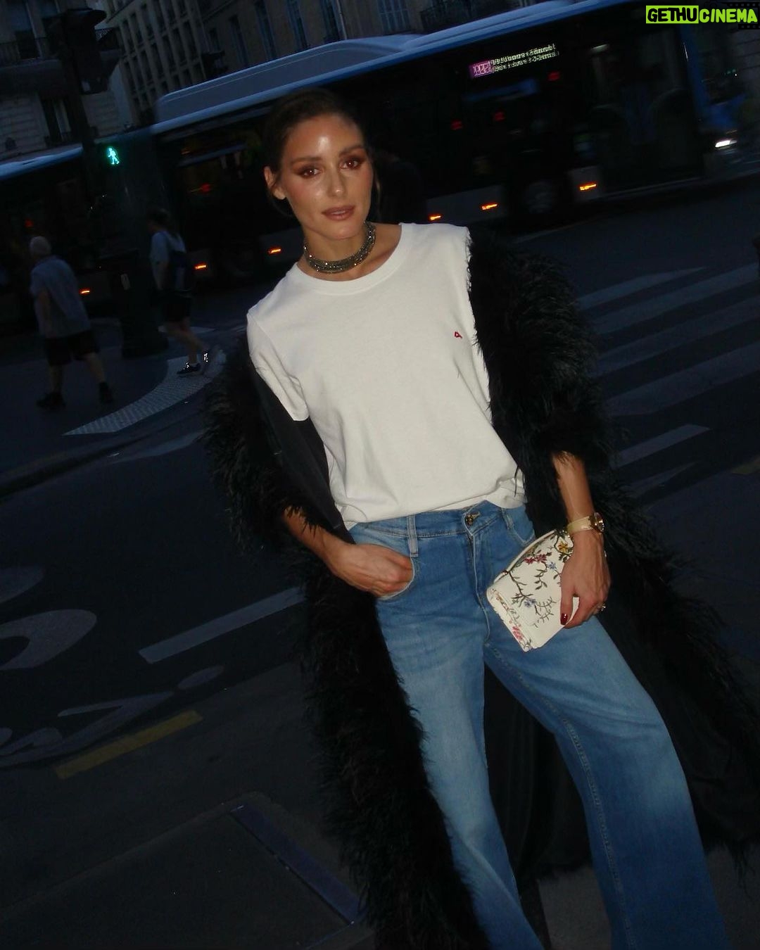 Olivia Palermo Instagram - Parisienne nights π
β¨ ππ: @cyclejeans #cyclejeans π§₯: @pologeorgis πΏ: @brunellocucinelli_brand π: @dior π : @casadeiofficial ππΌββοΈ: @stefanbertin π: @chykapuka Paris, France