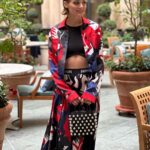 Olivia Palermo Instagram – 🩷✨Love my garden terrace 💚at my home in Paris @parkhyattparis Park Hyatt Paris-Vendome