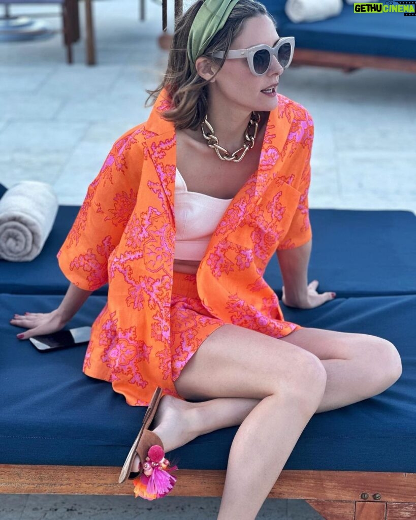 Olivia Palermo Instagram - 🏝️✨Love a long weekend vacation with my 💕 @johanneshuebl ☀️✨such a wonderful trip to the DR ☀️🏝️ @amanera Amanera