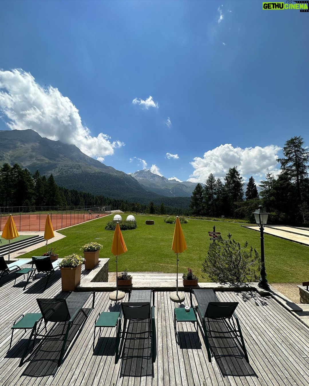 Olivia Palermo Instagram - ✨💐🌺🌷Beautiful summer weekend in St. Moritz @suvrettahouse 🏔️💗✨☀️ Hotel Suvretta House
