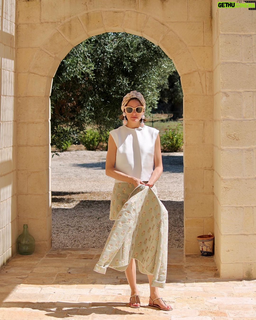 Olivia Palermo Instagram - 💗✨Giamba vibes in Puglia ! 👗