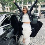 Olivia Palermo Instagram – Back in Paris in full swing and Giamba and Glam 🥰💗 j’adore 💫✨☀️ Park Hyatt Paris-Vendome
