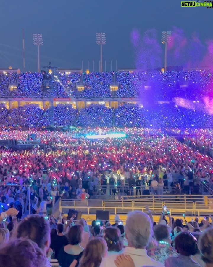 Olivia Palermo Instagram - What a fabulous trip to Barcelona and seeing my bestie @onamafalda opening for @coldplay đđģđĒŠđđŧââī¸â¨â¤ī¸ Barcelona, Spain