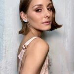Olivia Palermo Instagram - Bringing the glamour💕✨💫thank you boys 🥰✨💃🏻@michaelsilvahair @walterobal @simkhai
