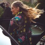 Olivia Palermo Instagram - Breezing in the fashion week 💨👗🌎🌎💕✨💫📸 @federicoavanzini Milan, Italy