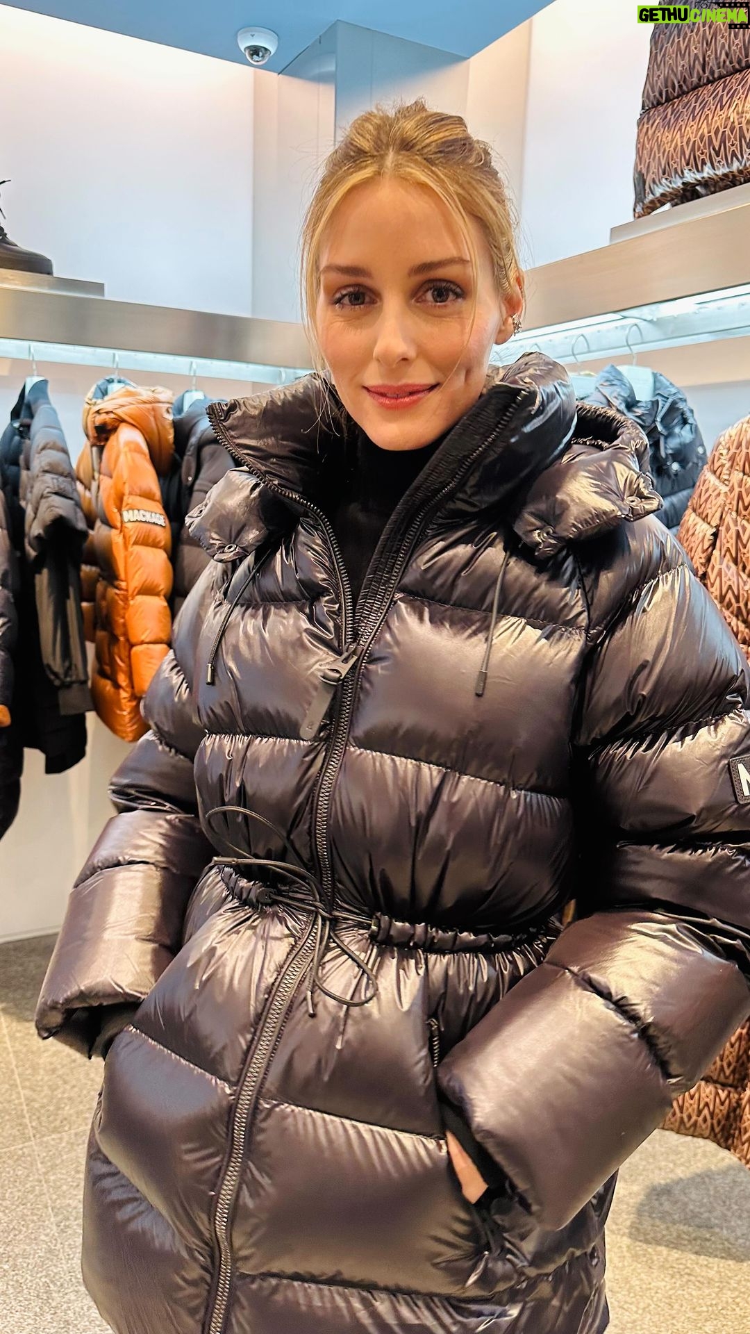 Olivia Palermo Instagram - Playing dress up at the new @mackage Paris Flagship! 🤩🧥☕️💕