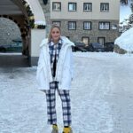 Olivia Palermo Instagram - Perfect weather 🥶 to wear my winter white @moorer_official Dorotea coat while on the mountain in St. Moritz ❄️☃️ #ad #MooRER Sankt Moritz