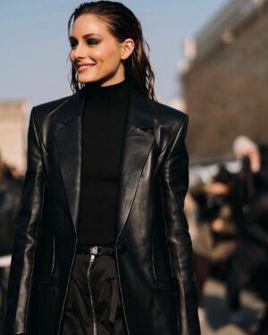Olivia Palermo Instagram - The natural light just hits different in Paris 🌆

📷 1-5: @arturnechaev 
📷 6-9: @federicoavanzini 
📷 10: @vincenzo_grillo